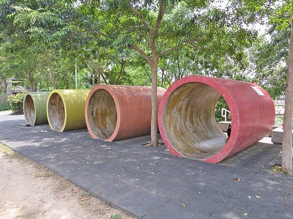 【桃園景點】老街溪河川教育中心-免門票免費玩到飽的超長溜滑梯