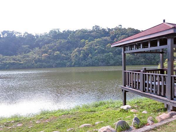 【桃園景點】三坑自然生態公園-隱身在山凹中的美麗湖景