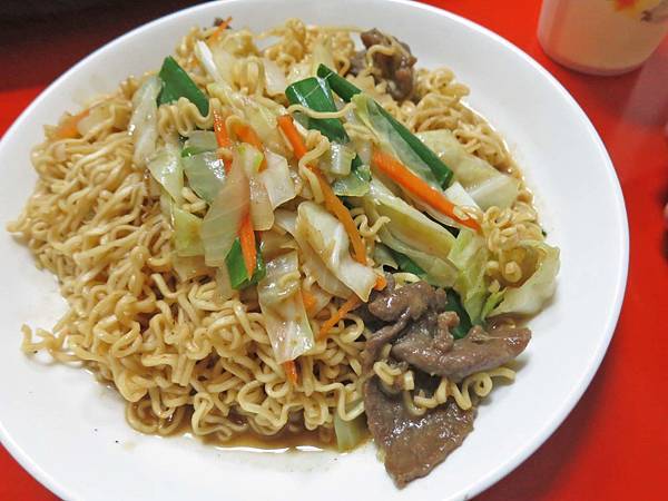 【新竹美食】世和小館-內用魯肉飯免費吃到飽 【新竹美食】世和小館-內用魯肉飯免費吃到飽