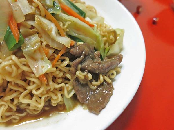 【新竹美食】世和小館-內用魯肉飯免費吃到飽