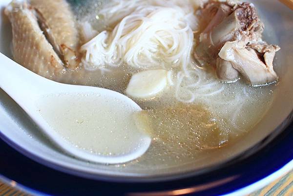 【新竹美食】擺擺桌私廚料理餐廳-1個禮拜只開二天，沒預約可能吃不到的神秘餐廳