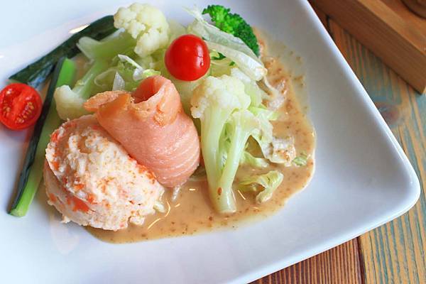 【新竹美食】擺擺桌私廚料理餐廳-1個禮拜只開二天，沒預約可能吃不到的神秘餐廳