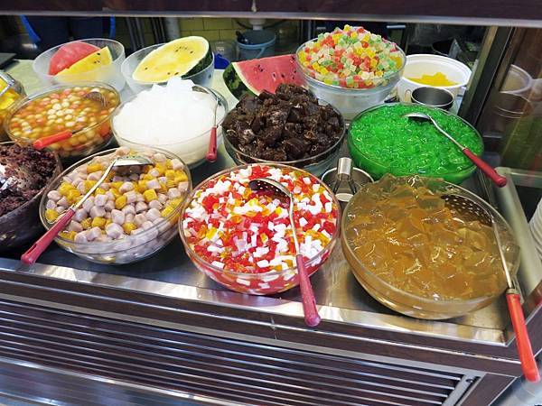 【桃園美食】鉅大自助冰城-超過45年的古早味自助冰店