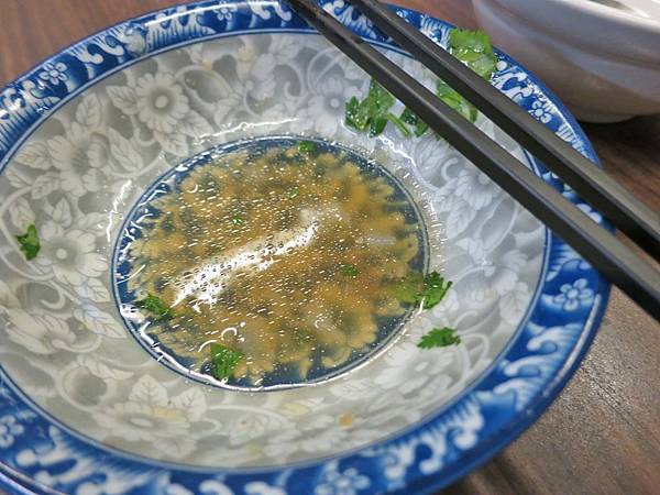【台北美食】高雄許肉圓-不輸給油炸的美味清蒸肉圓