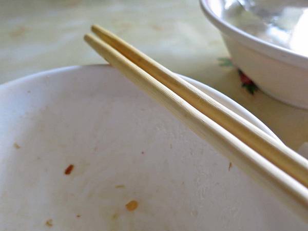 【三重美食】中華路油飯-值得推薦的美味無名路邊攤