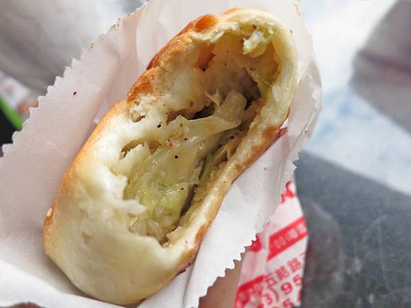 【宜蘭美食】五結碳烤燒餅店-美味又迷人的烤饅頭