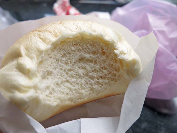 【宜蘭美食】五結碳烤燒餅店-美味又迷人的烤饅頭