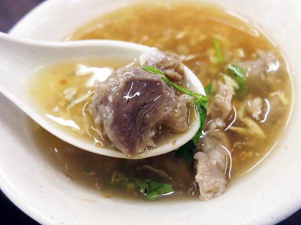 【桃園美食】三重現做赤肉焿-湯頭鮮美的肉羹湯