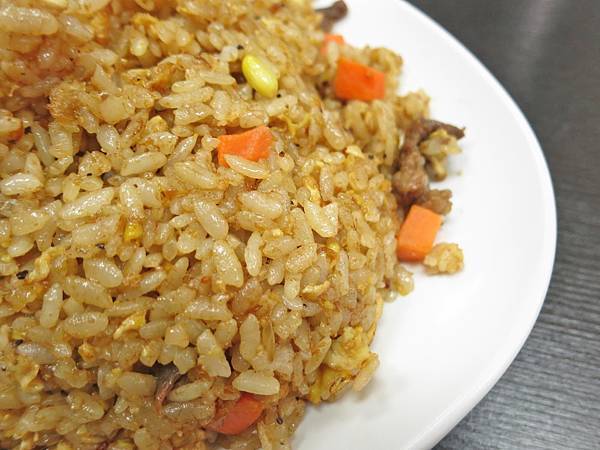 【蘆洲美食】飯家香現炒咖哩-50元就能吃到美味又香噴噴的炒飯