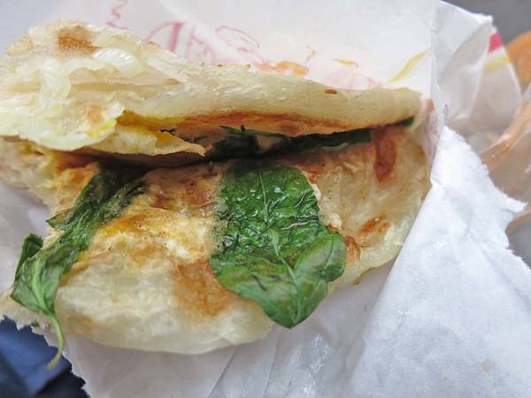 【台北美食】陳員外抓餅-不油膩的蔥抓餅美食