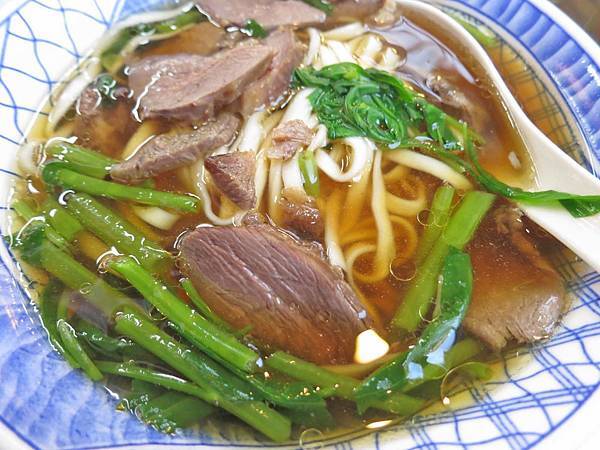 【台北美食】汕頭牛肉麵-只要70元就能吃到牛肉麵 【台北美食】汕頭牛肉麵-只要70元就能吃到牛肉麵