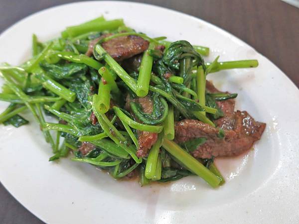 【台北美食】阿輝牛肉店-滿滿焦香味的美味炒牛肉 【台北美食】阿輝牛肉店-滿滿焦香味的美味炒牛肉