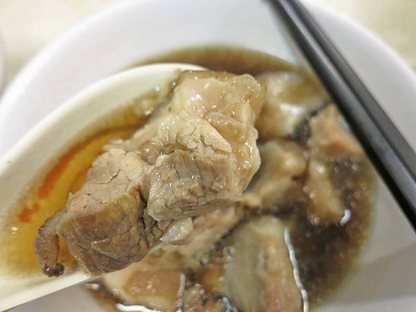 【台北美食】30年老店當歸豬腳-清淡爽口的當歸豬腳