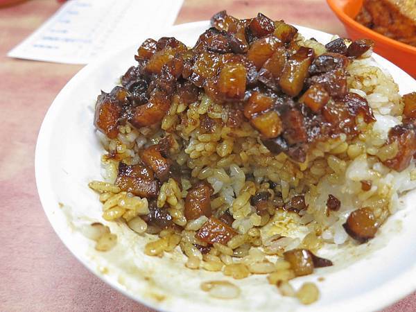 【台北美食】小王清湯瓜仔肉-40年老字號魯肉飯店