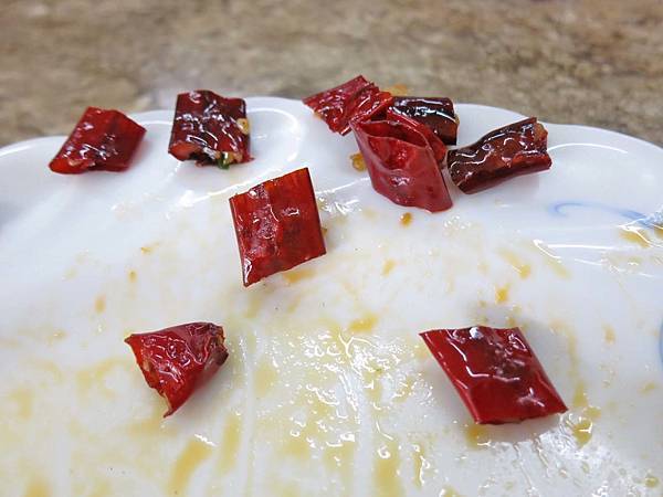 【林口美食】華新牛肉麵-令人著迷的炒飯