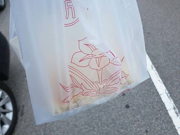 【台中美食】小六鍋貼-非用餐時間也滿滿人潮的超強店家