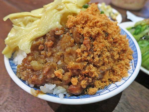 【宜蘭美食】金澤魯肉飯-CP值極高的巷弄美食