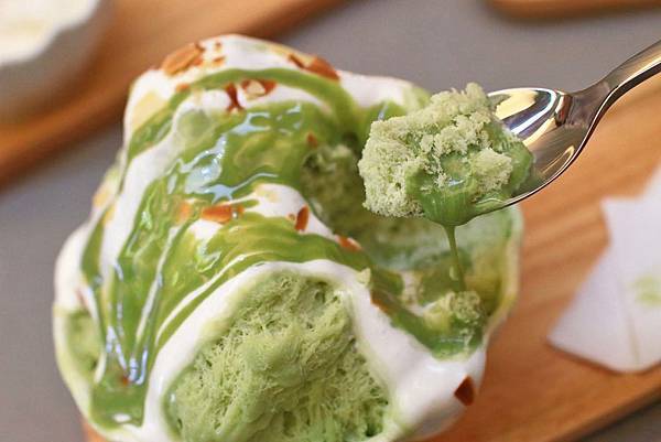 【台南美食】彩虹雪雪花冰甜品屋-全台首創！36種口味天然水果雪花冰