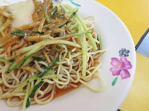 【台北美食】柴寮仔涼麵-滿滿蒜頭的涼麵