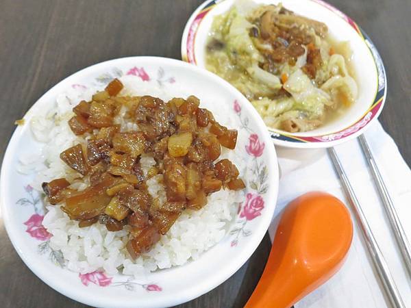 【台北美食】阿義魯肉飯-超過50年的魯肉飯老店