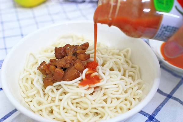 【醬料新選擇】愛之味喜卡沙辣椒醬-豐富天然食材的美味辣椒醬