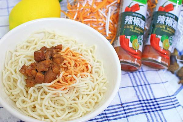 【醬料新選擇】愛之味喜卡沙辣椒醬-豐富天然食材的美味辣椒醬