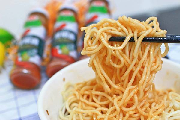 【醬料新選擇】愛之味喜卡沙辣椒醬-豐富天然食材的美味辣椒醬