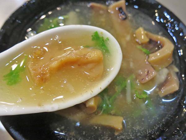 【台北美食】兩喜號魷魚焿-超過90年的老字號小吃店