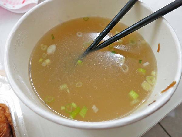 【台北美食】認真煮麵-79元就能吃到牛肉麵