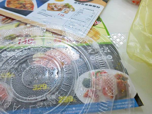 【台北美食】蔡家傳當歸豬腳豬腳飯-超大又厚實的豬腳飯