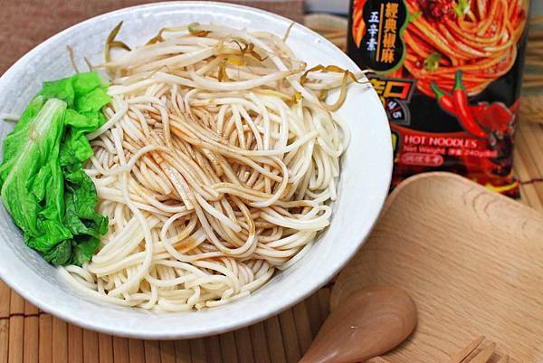 【宅配美食】三風製麵辣麵系列-比現煮還要美味的方便麵！