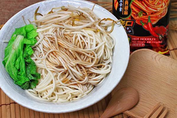 【宅配美食】三風製麵辣麵系列-比現煮還要美味的方便麵！