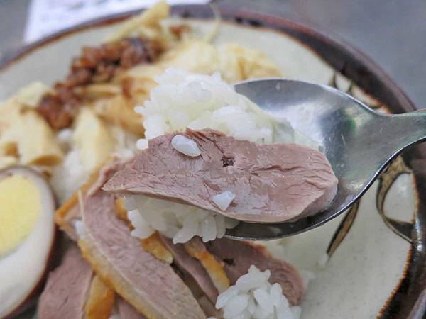 【台北美食】鄉村鵝肉-夜市裡的50年老店