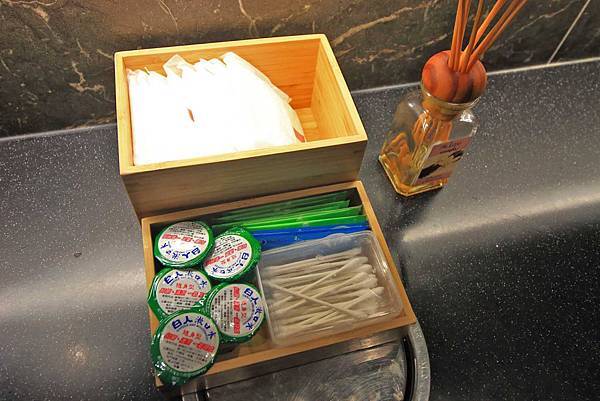 【台北美食】鴨皇閣D'Palace-吃了會令人著迷的烤鴨與星馬特色料理