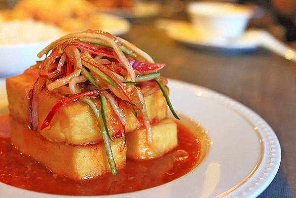 【台北美食】鴨皇閣D'Palace-吃了會令人著迷的烤鴨與星馬特色料理