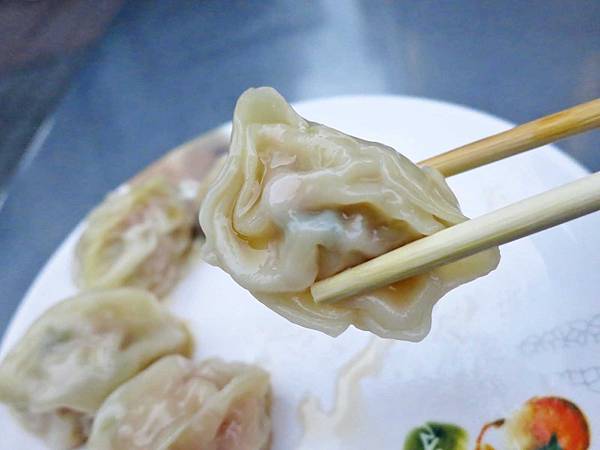 【台北美食】滿福香蒸餃館-皮薄內餡鮮甜的美味蒸餃
