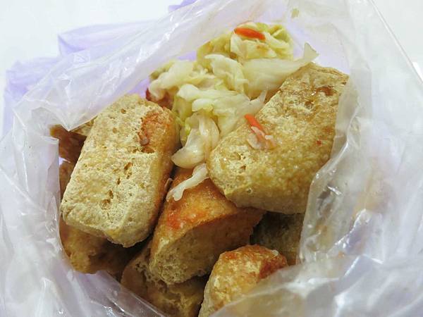 【三重美食】ㄟ懷念臭豆腐-酥脆澎鬆的美味臭豆腐