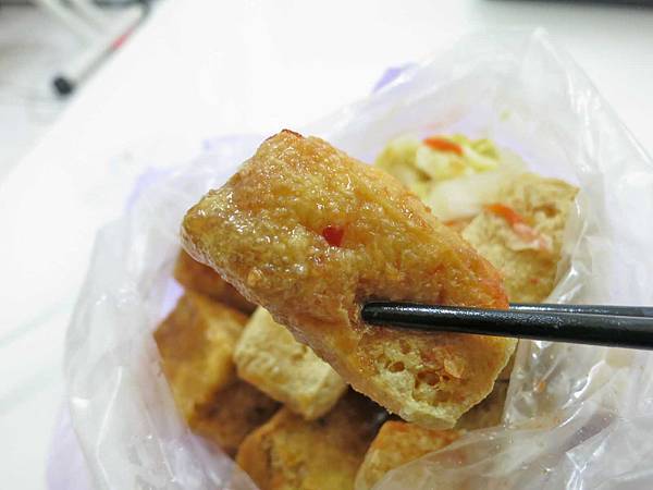 【三重美食】ㄟ懷念臭豆腐-酥脆澎鬆的美味臭豆腐