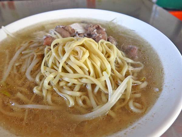 【台北美食】雙連廣東粥麵-CP值爆表!50元就能吃到超大份量美食 【台北美食】雙連廣東粥麵-CP值爆表!50元就能吃到超大份量美食