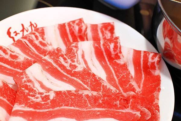 【台北美食】紅九九個人鴛鴦鍋-首創！一個人也可以吃鴛鴦麻辣火鍋