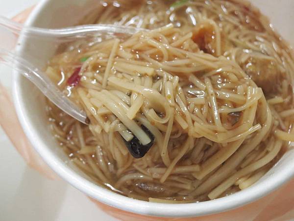 【蘆洲美食】無名素食麵線-經常大排長龍的素食麵線店