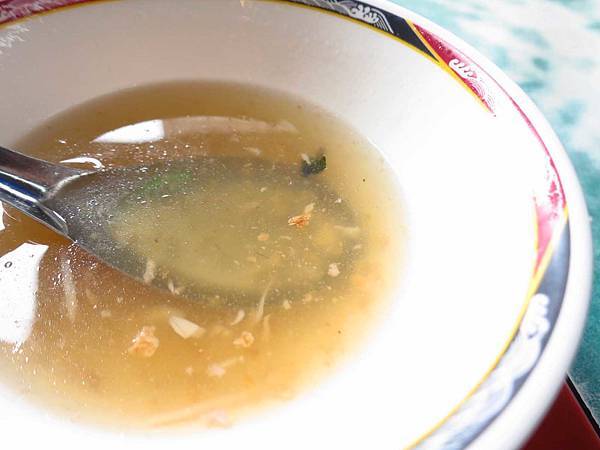 【台北美食】站前小吃店-非用餐時間也滿滿人潮的超強小吃店