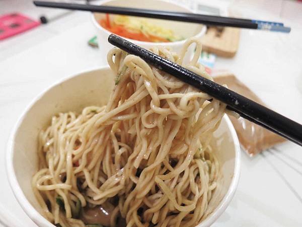 【蘆洲美食】慶記手工涼麵-麵條Q彈又吸醬汁的美味涼麵