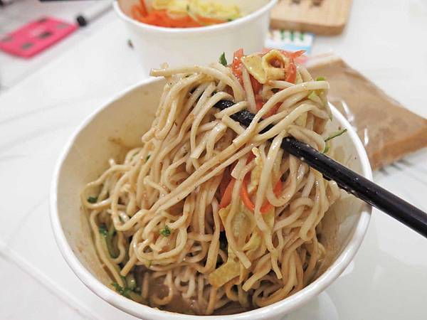 【蘆洲美食】慶記手工涼麵-麵條Q彈又吸醬汁的美味涼麵