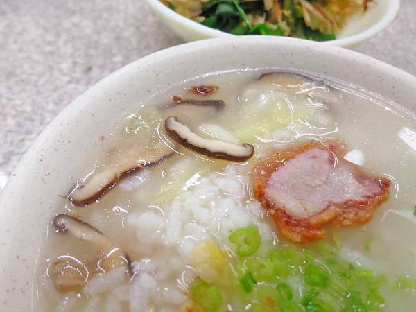 【三重美食】168鹹粥店-吃過的人都讚不絕口的鹹粥店