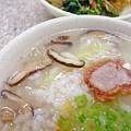 【三重美食】168鹹粥店-吃過的人都讚不絕口的鹹粥店