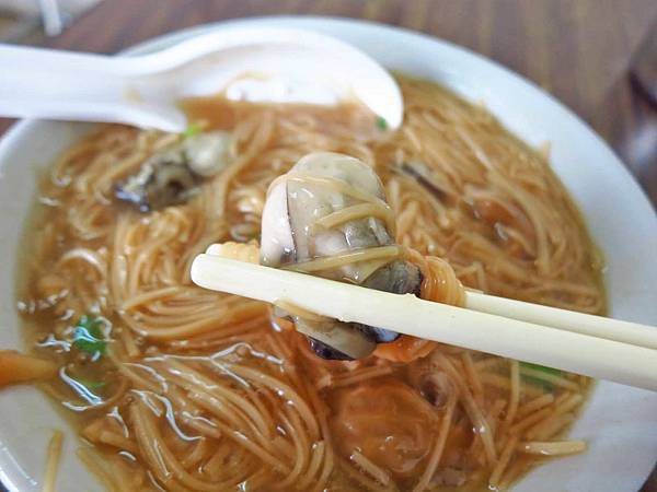 【台北美食】雙連蚵仔麵線-清爽又美味迷人的麵線店