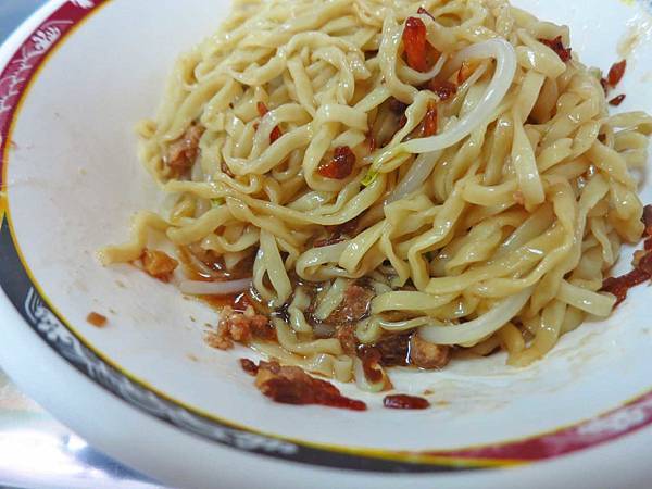 【三重美食】無名麵飯小吃店-不少附近居民推薦的小吃店 【三重美食】無名麵飯小吃店-不少附近居民推薦的小吃店