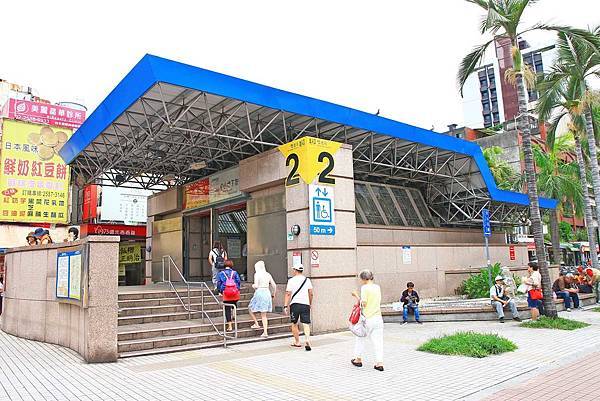 【台北建案】中山水美-捷運旁寧靜巷弄裡的時尚精品宅，生活機能完備，內行人才知道的絕佳地理位置