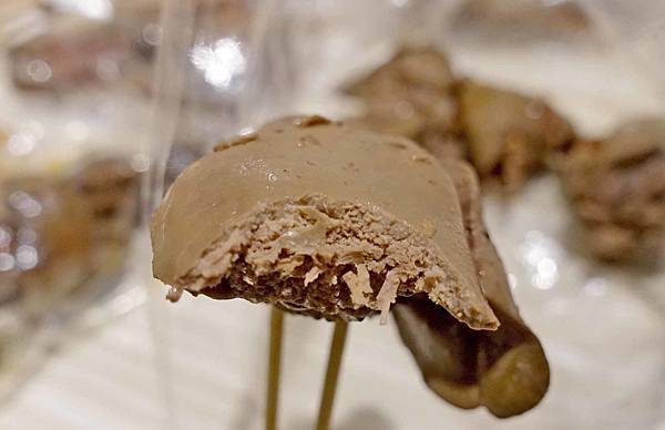 【台中美食】gai aa lobi 麻辣滷味(雞仔鴨仔滷味)-老闆級都推薦的頂級限量滷味